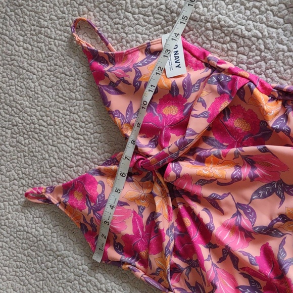 NWT Old Navy Size Medium Floral Tankini Swim Top - Picture 4 of 15